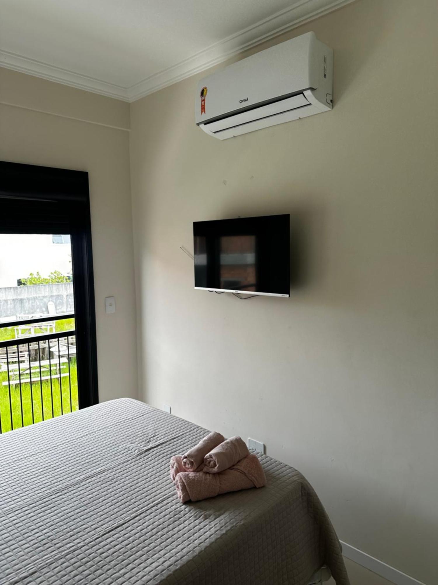 Hostel APÊ DO CRIS Florianópolis Buitenkant foto